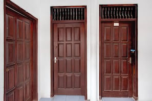 Lobby - Hotel O Lowanu Stay Syariah (Yogyakarta)