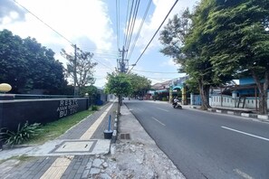 Unclassified image, 2 of 21, button - Hotel O Lowanu Stay Syariah (Yogyakarta)