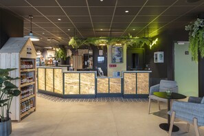 Reception - Best Western Marquise Cote D'Opale (Marquise)