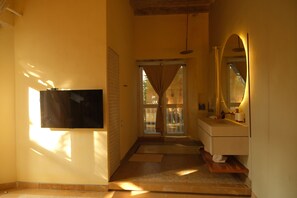 Basic Room, Garden View | Interior - Hotel Casa Santiago Botero (Cartagena)
