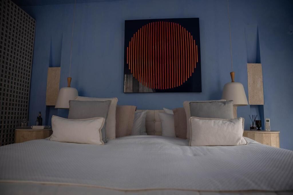 Chambre Confort, balcon, vue jardin | Coffres-forts dans les chambres, fer et planche à repasser