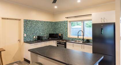 Aitutaki Holiday Villa