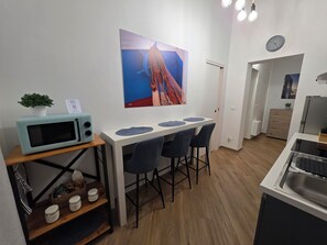 Imagen sin descripción, 5 de 13, botón