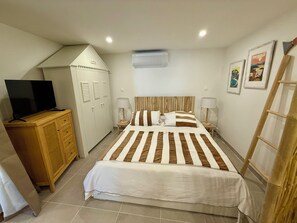 1 chambre, fer et planche à repasser, Wi-Fi, draps fournis