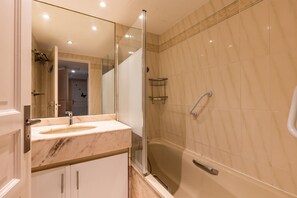 Hair dryer, towels - Emerald apartment with beach access in Pereire (Arcachon)