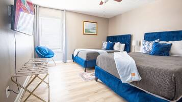 Iron/ironing board, WiFi, bed sheets