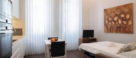 Internet, bed sheets