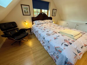 Unclassified image, 5 of 25, button