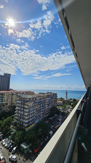 Family Room, Balcony, Beach View | Property grounds - Batumi Orbi Super Apartments (Batumi)