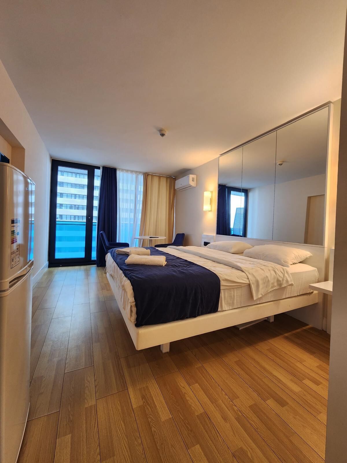 In-room safe, desk, laptop workspace, iron/ironing board