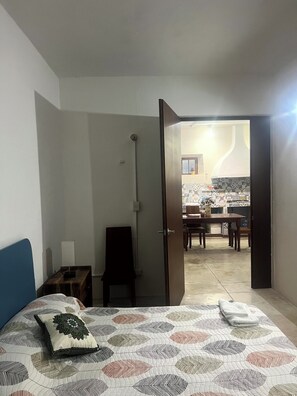1 bedroom, iron/ironing board, free WiFi, bed sheets - Studio in the center of the white city of Mérida, Yucatán (Yuc.)