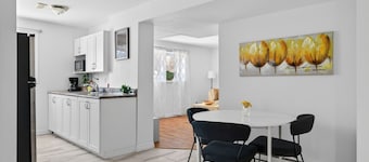 Charming Apartment by Aylmer Marina