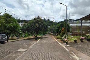 Unclassified image, 2 of 20, button - Hotel O House Of Fosil Syariah (Semarang)