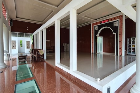 Interior. Hotel O House Of Fosil Syariah