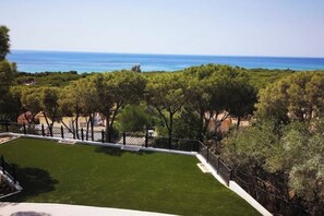 Property grounds - Levante Apartment - Style and Elegance 300 meters from the sea (Santa Margherita di Pula)