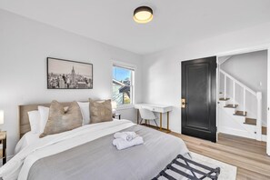 4 habitaciones, tabla de planchar con plancha y wifi gratis 