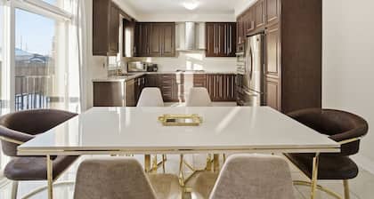 Luxury Home near Toronto