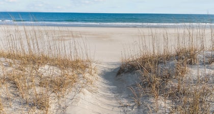 It’s About Tide | Ocean & Sound Views