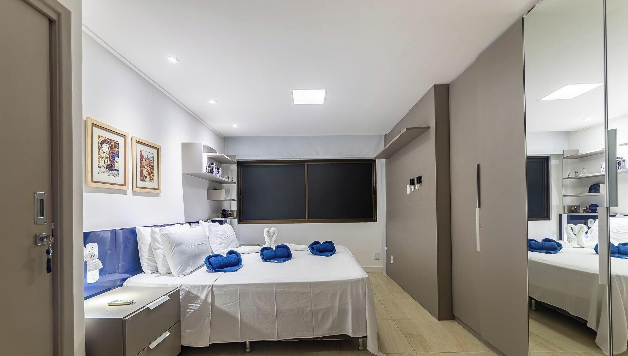 Apartment | Blackout drapes, iron/ironing board, free WiFi