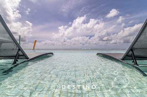 APTO Térreo | 4 Quartos | Até 12 Pessoas | Barra Bali | Destino BSM 002