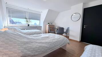 Iron/ironing board, WiFi, bed sheets