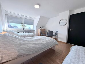 Fer et planche à repasser, Wi-Fi, draps fournis