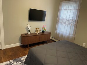 Bügeleisen/Bügelbrett, WLAN, Bettwäsche