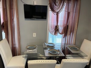 Imagen sin descripción, 4 de 17, botón