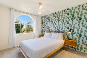 4 camere, ferro/asse da stiro, Wi-Fi gratuito, lenzuola