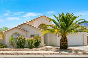 Exterior - Copper Spring Retreat -Enjoy Amazing Sunsets 4 Bedroom (Tucson)