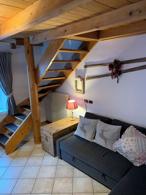 Unclassified image, 5 of 25, button - Cèsa Viosadea in the heart of Campitello di Fassa (Campitello di Fassa)