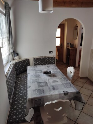 Unclassified image, 2 of 25, button - Cèsa Viosadea in the heart of Campitello di Fassa (Campitello di Fassa)