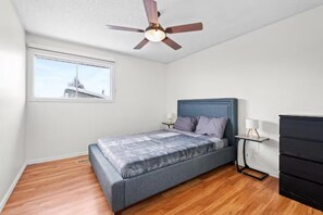 Luokittelematon kuva, 5 kautta 18, painike