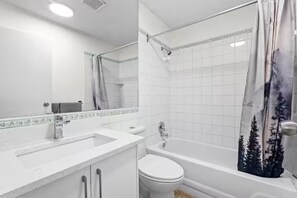 Luokittelematon kuva, 2 kautta 18, painike