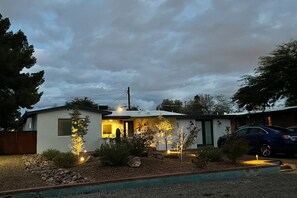 Exterior - Renovated home, private outdoor living, indoor bar, W/D & AC - 2 mi to downtown (Tucson)