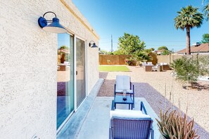 Terrace/patio - Charming home near walking paths with a work desk, grill, & patio - dog-friendly (Tempe)