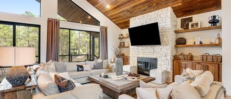 Smart-TV, Kamin