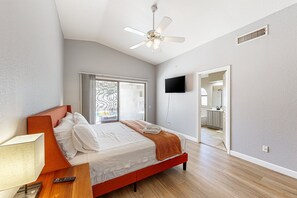 3 habitaciones, tabla de planchar con plancha y wifi gratis 