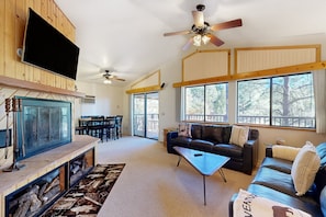 Smart TV, foosball, table tennis, books - Serene, two-story cabin with a game room, washer/dryer, & furnished deck (Lakeside)