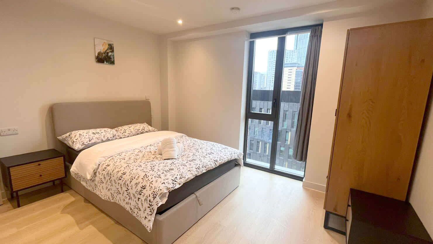 熨斗/熨衫板、Wi-Fi、床單