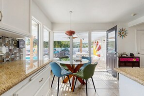 Dining - Updated mid-century gem with private pool, spa, gas grill, and free WiFi (Palm Springs)