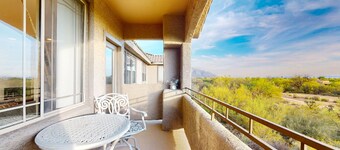 Desert condo with pool, hot tub, & grill access - balcony, W/D, & central AC