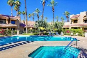 Beheizter Pool