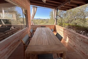 Outdoor dining - Dog-friendly oasis with yard, amazing pool, furnished patio, & washer/dryer (Tucson)