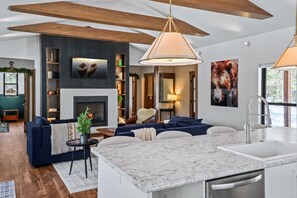 Interior - Waterfront Family Lodge, Fully Reimagined (Eagle River)