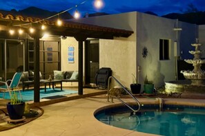 Pool - Mountain view home with private pool, tranquil patio & beautiful kitchen (Tucson)