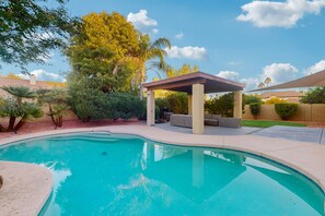 Pool - Your Sunny Scottsdale Escape — A Spacious Two-Story Retreat with a Private Pool. (Scottsdale)