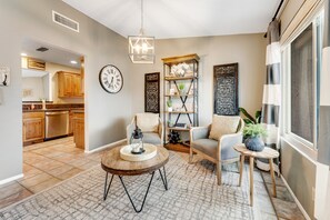 Interior - Newly Furnished Home with WiFi, Private Pool, & Backyard Activities (Scottsdale)