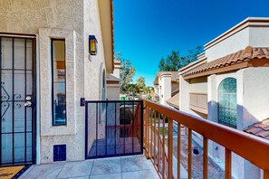 Exterior detail - Gated-entry condo with central location, central AC, & private W/D (Phoenix)