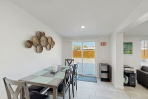 Interior - Tucson Comfort in the Heart of the Desert—Where Relaxation Meets Convenience (Tucson)